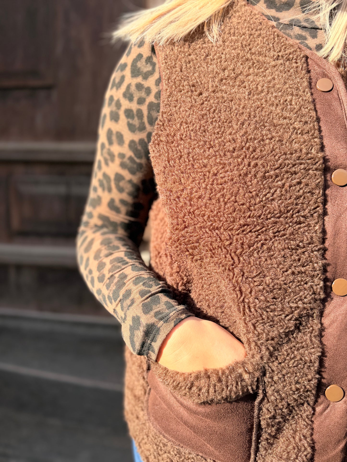 Cozy Teddy Vest – Chocolate Edition