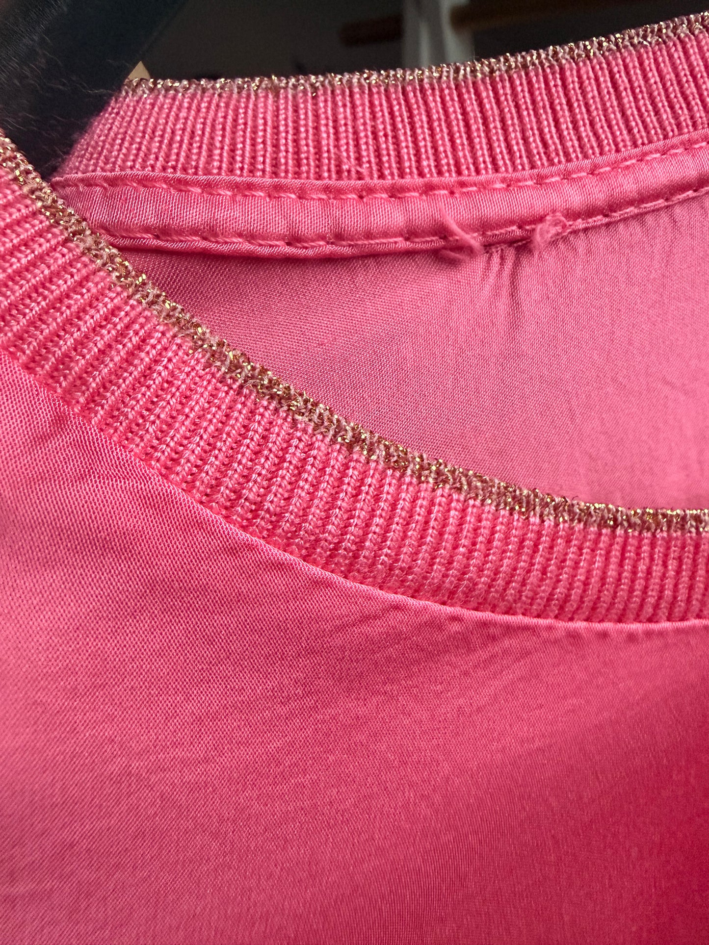 Feines Longsleeve aus Viskose mit Glanzbündchen – Made in Italy | Pink