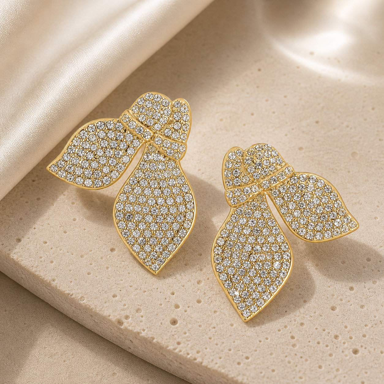 Crystal Leaf Oversize Earrings – Gold