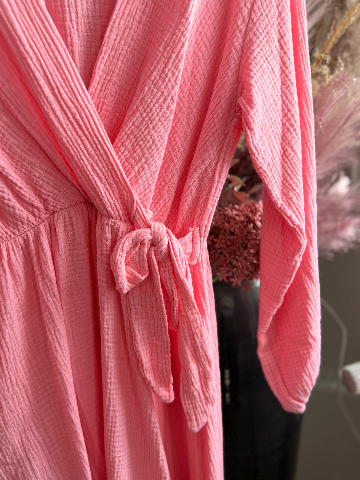 Kurzes Musselin Wickelkleid