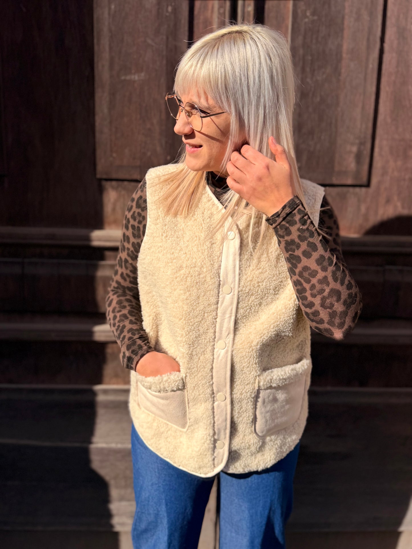 Cozy Teddy Vest – Cream