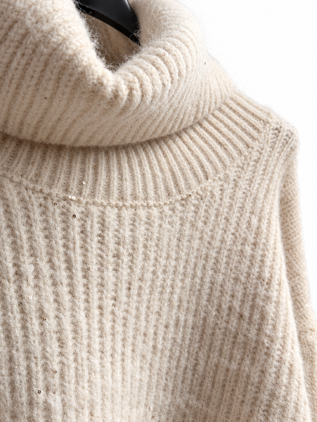 Kuscheliger Oversize Rollkragenpullover mit dezentem Glitzer – 2 Farben
