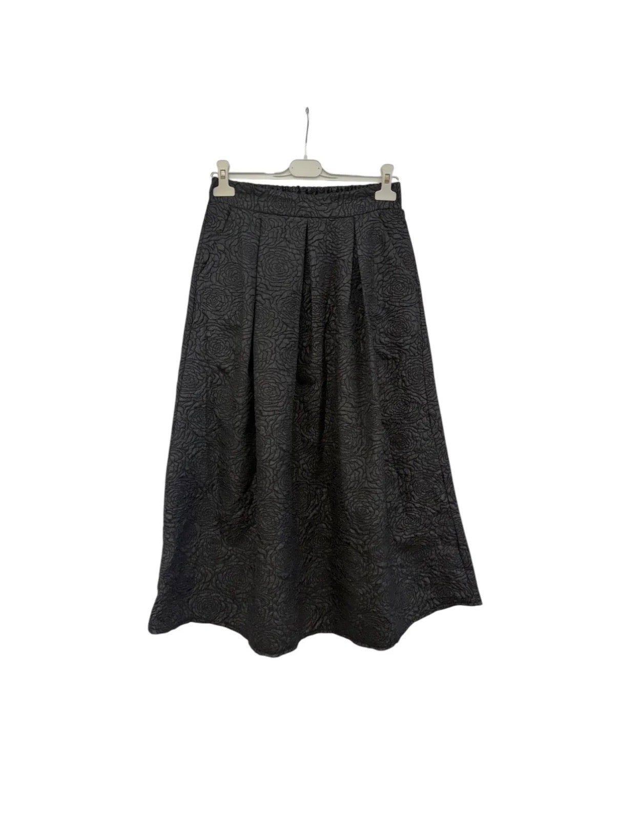 Satin Floral Midi Rock – ausgestellter 7/8 Rock mit strukturierter Blumenoptik & Taschen | Beige, Mint, Yellow & Schwarz