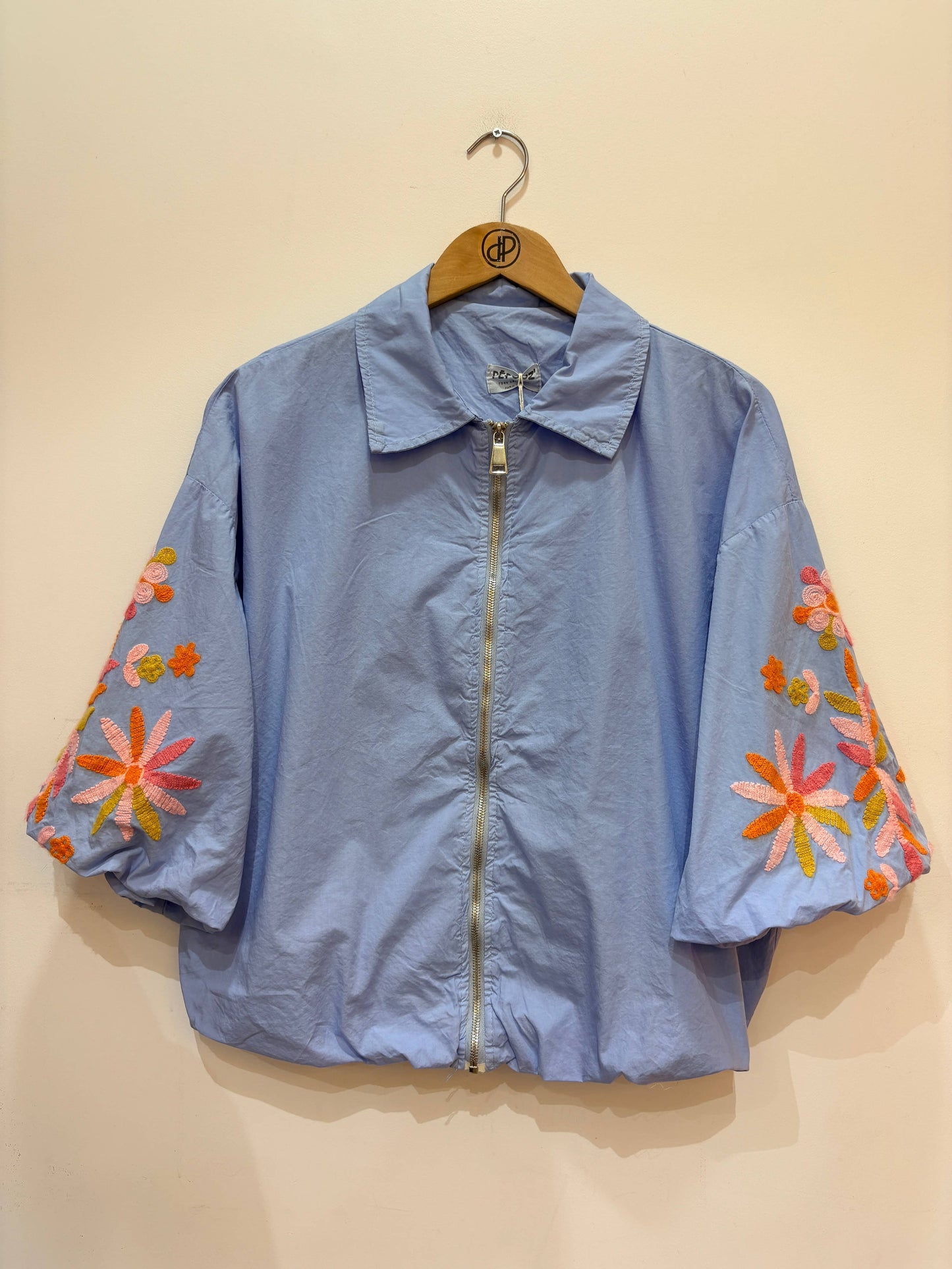 Overshirtjacke mit bestickten Ärmeln PV2648