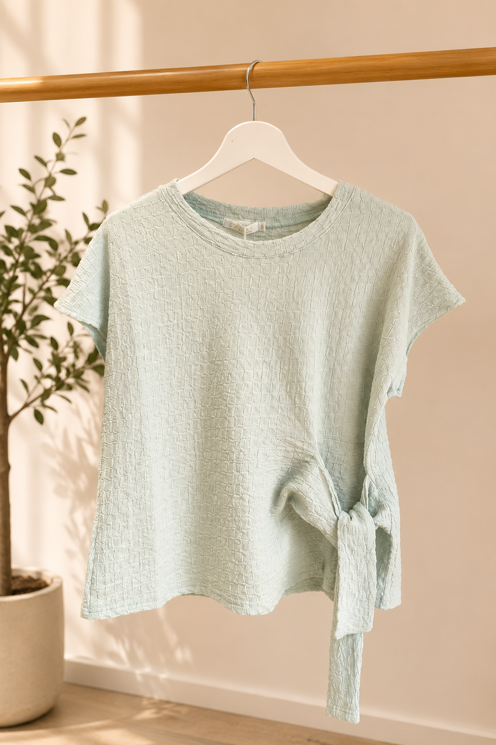 Strukturshirt mit Seitenschleife – Soft Mint