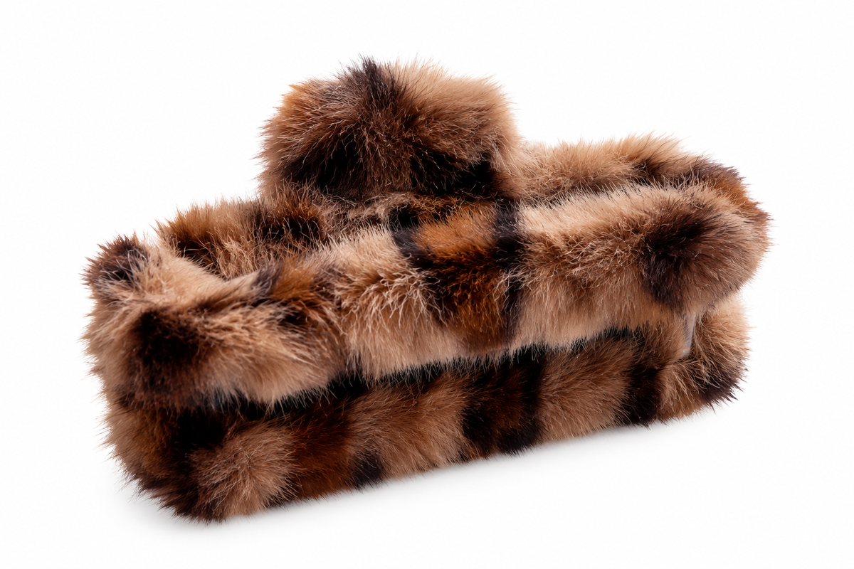 Fluff Rectangle – Flauschige Haarklammer 13 cm