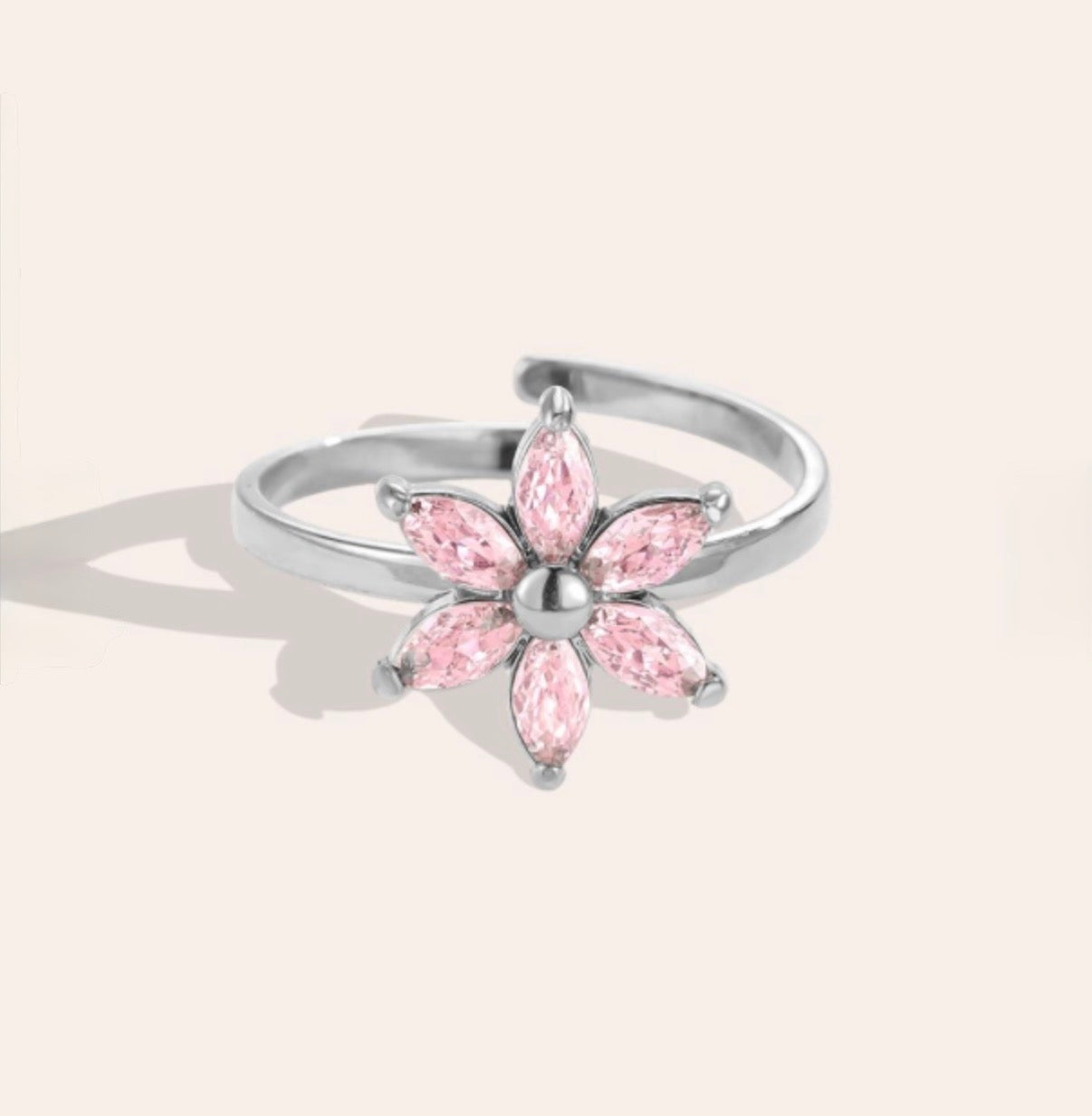 Verstellbarer Edelstahlring mit rosa Blüten-Zirkonia