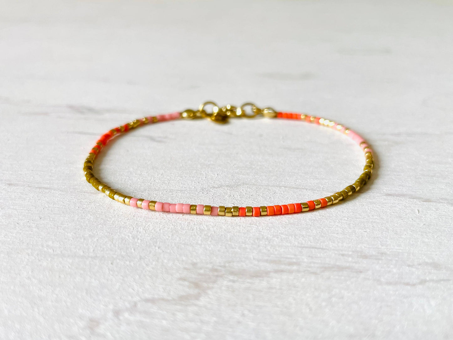 Damenschmuck: Miyuki-Perlen-Armband aus Edelstahl N005