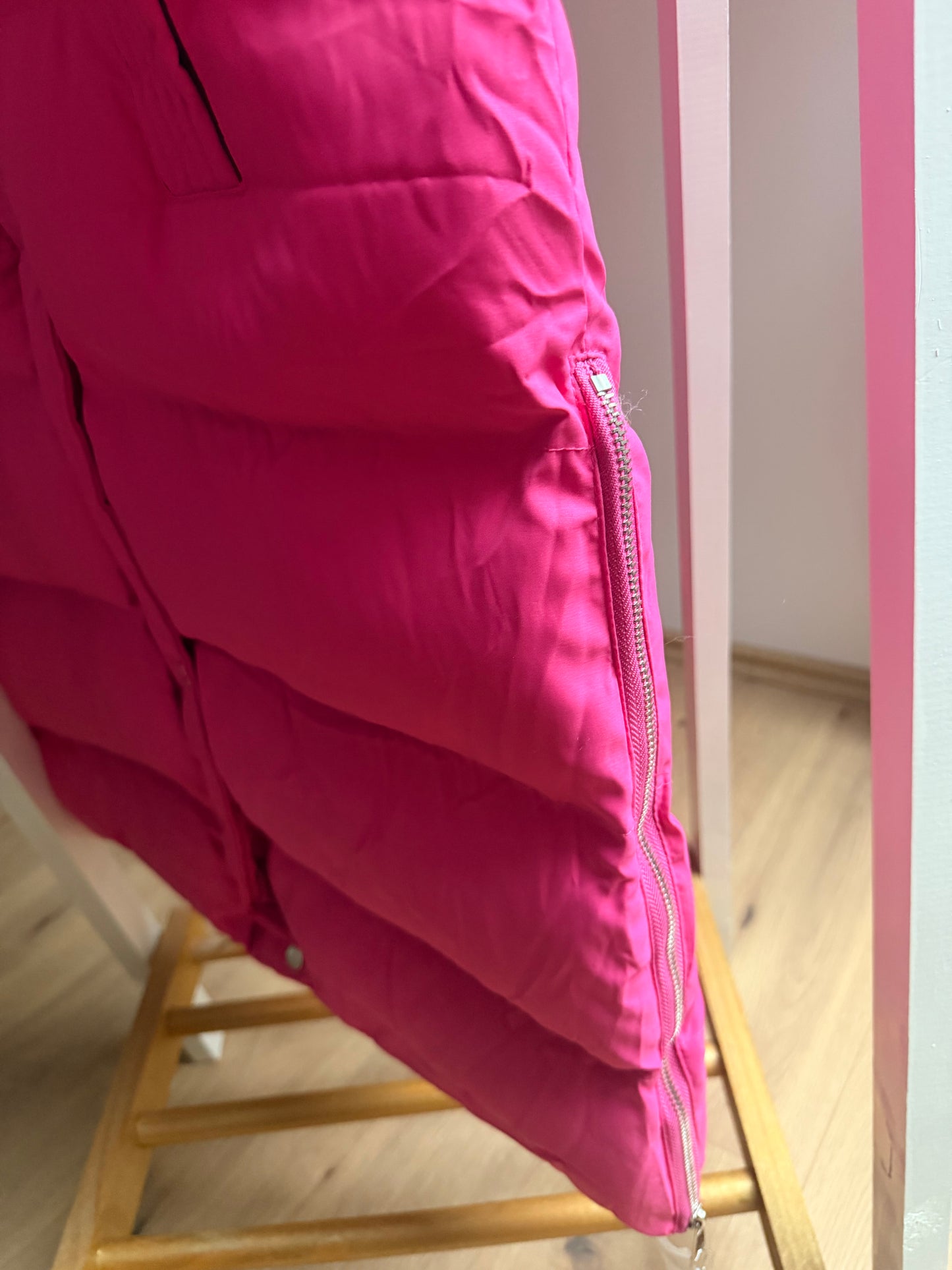 Steppweste mit Kapuze & Reißverschluss – Pink | Sporty Chic Damenweste