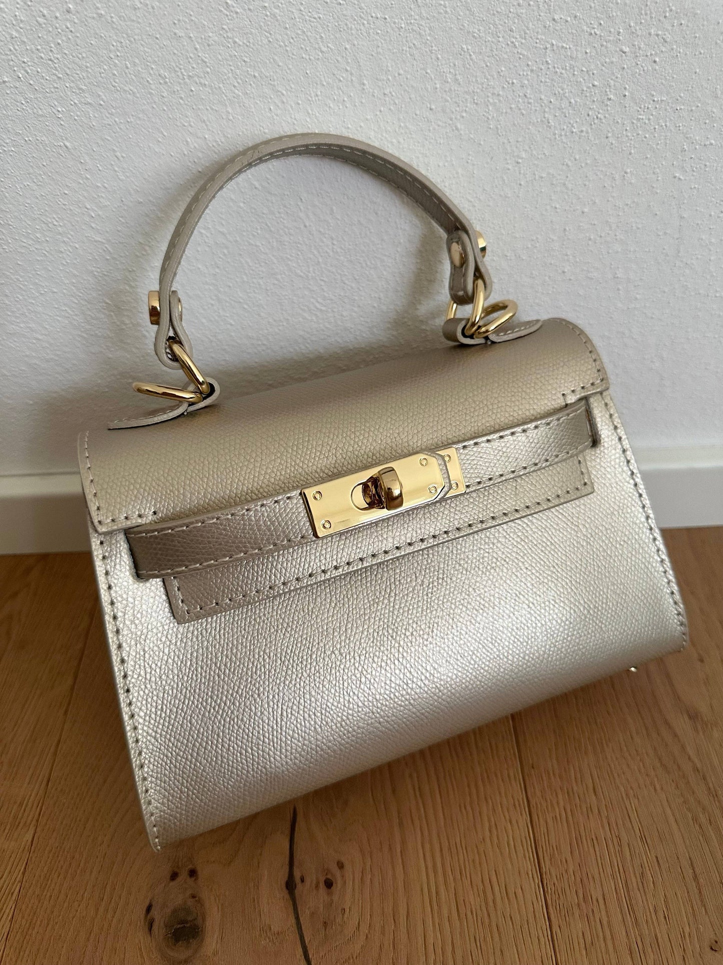 MINI K - Handtasche aus echtem Leder