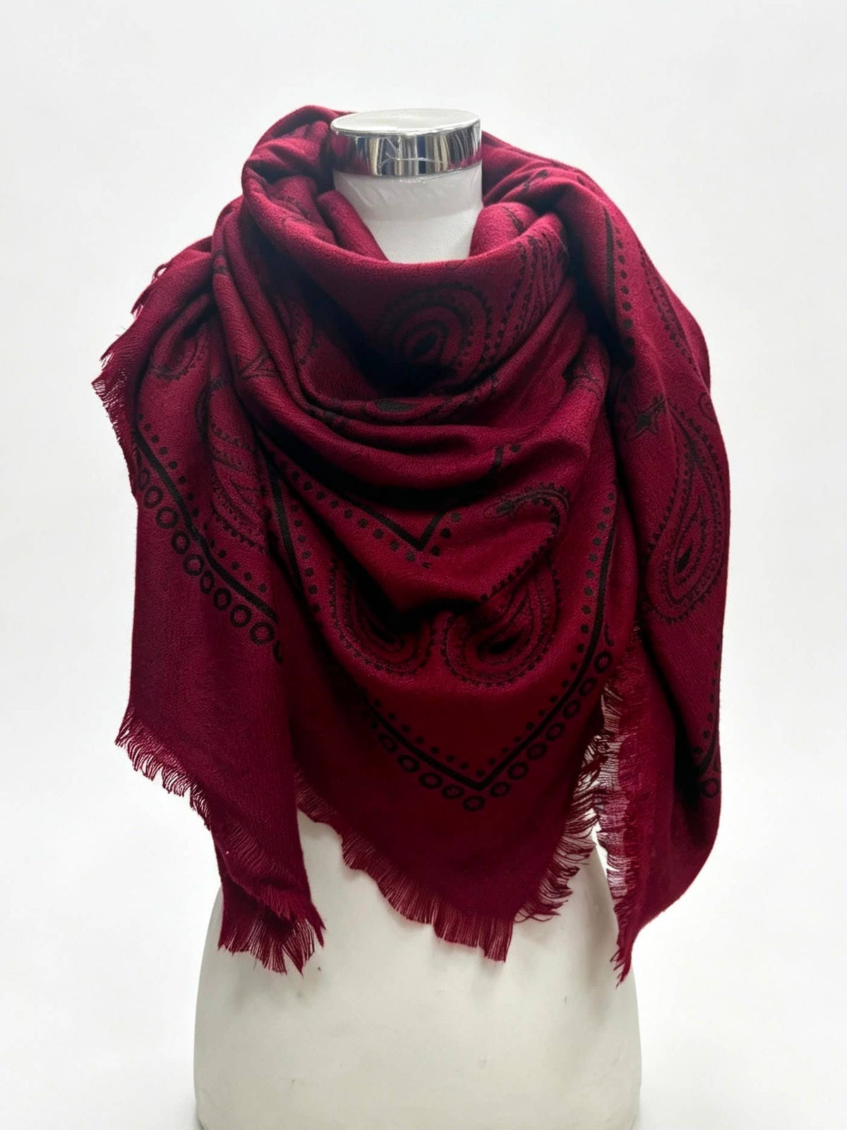 K2 quadratischer Wollschal mit Paisley‑Muster