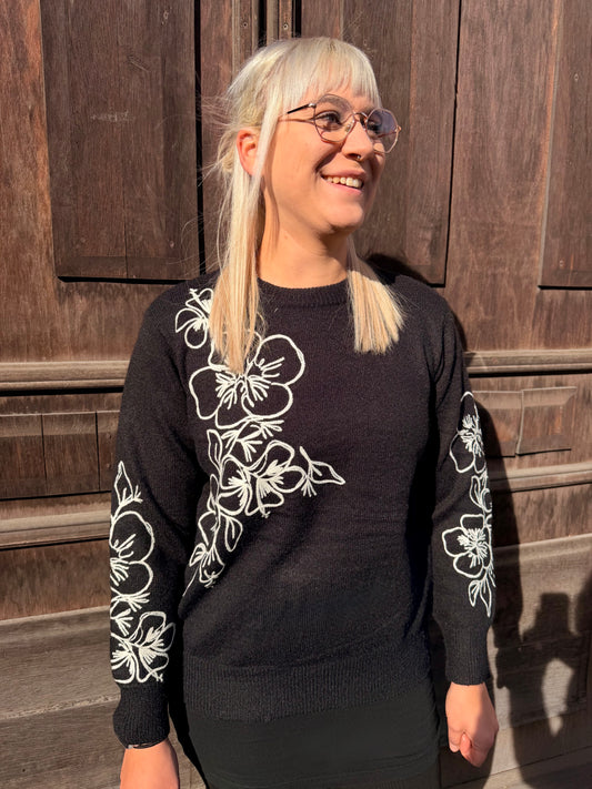 Floral Contrast Knit Sweater – Black & White