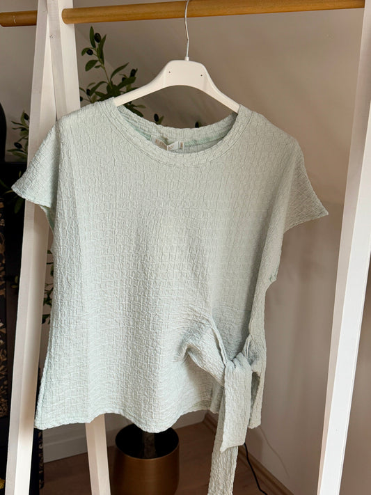 Strukturshirt mit Seitenschleife – Soft Mint