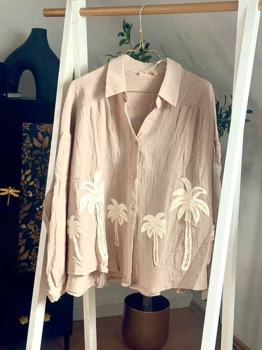 Oversize Musselin-Hemd “Tropical Breeze” mit Palmen-Stickerei