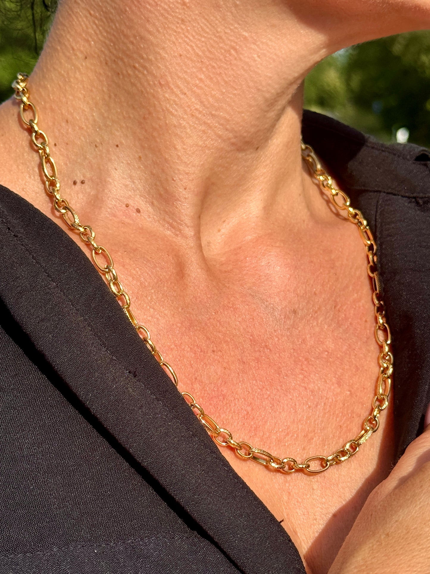 Fashion Show Kette – Strukturierte Gliederkette, 18K Vergoldet