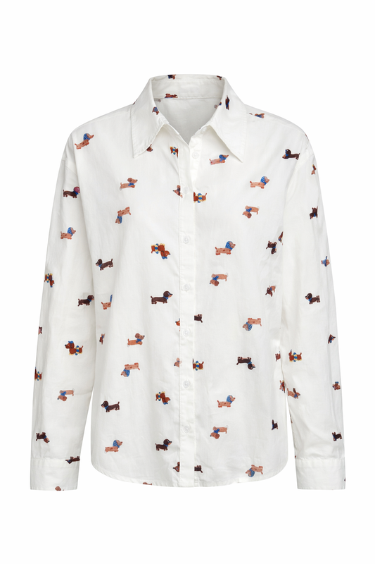 Dackel Print Bluse – Weiße Oversize Baumwollbluse mit verspieltem Hunde-Muster