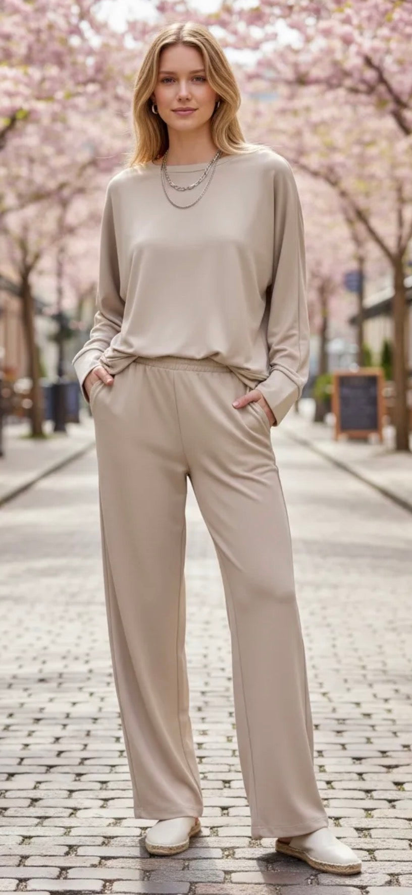 Soft Stretch Pullover – leichter Basic Sweater mit modernem Schnitt in Schwarz & Taupe