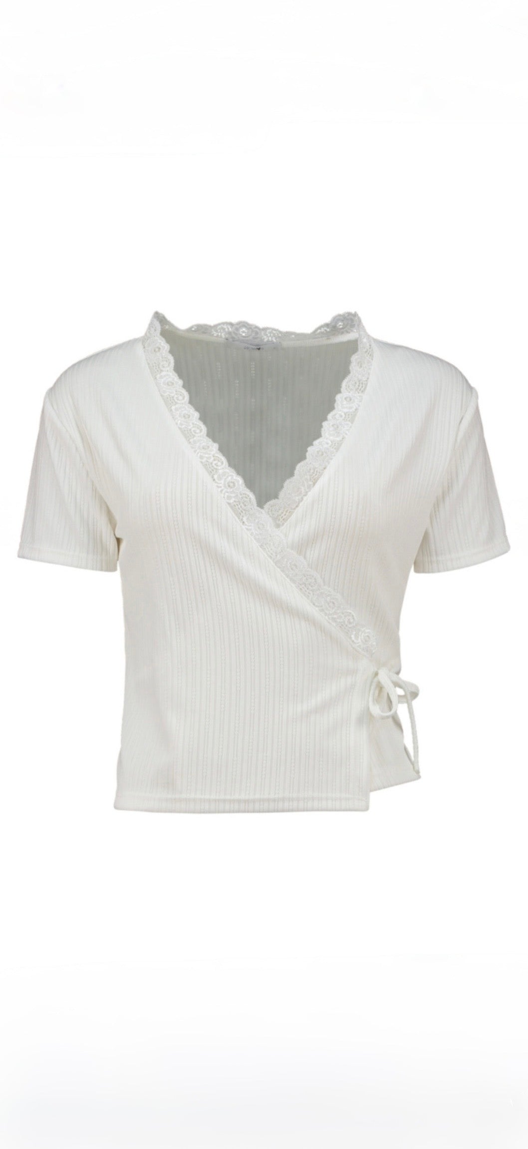Geripptes T-Shirt mit Spitze & V-Ausschnitt