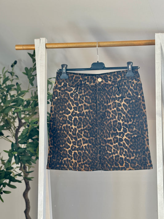 🐾 Leoparden-Minirock – Wild und Stylish! 🐾