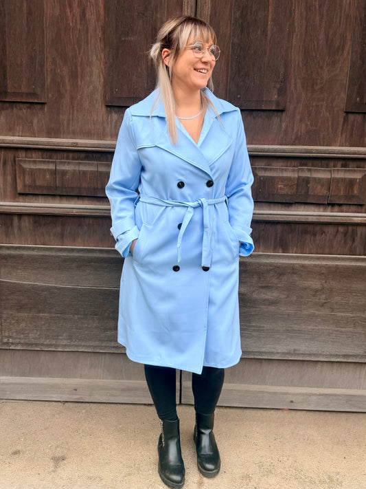Eleganter Trenchcoat in – Dein Statement für Stil und Klasse!