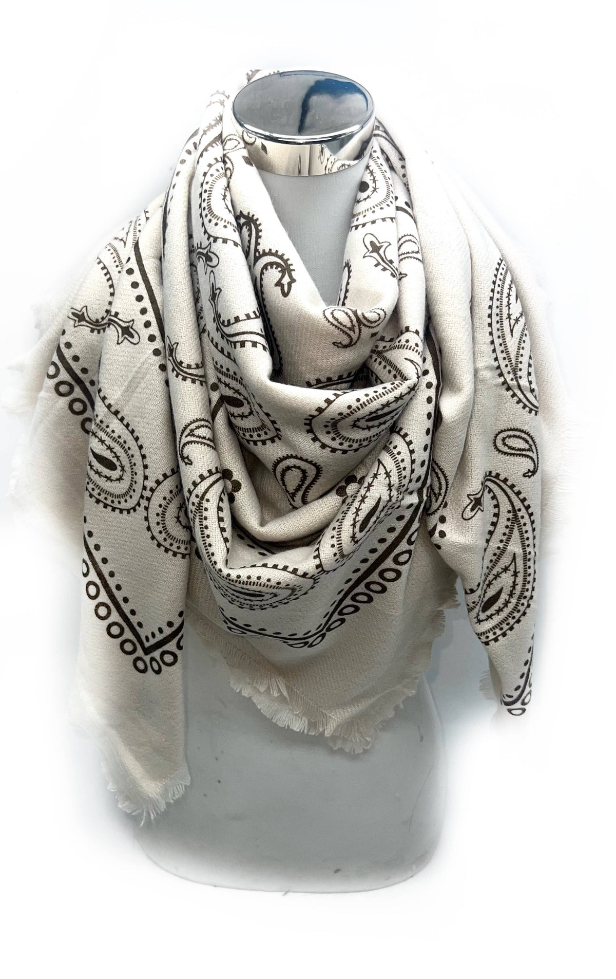 K2 quadratischer Wollschal mit Paisley‑Muster
