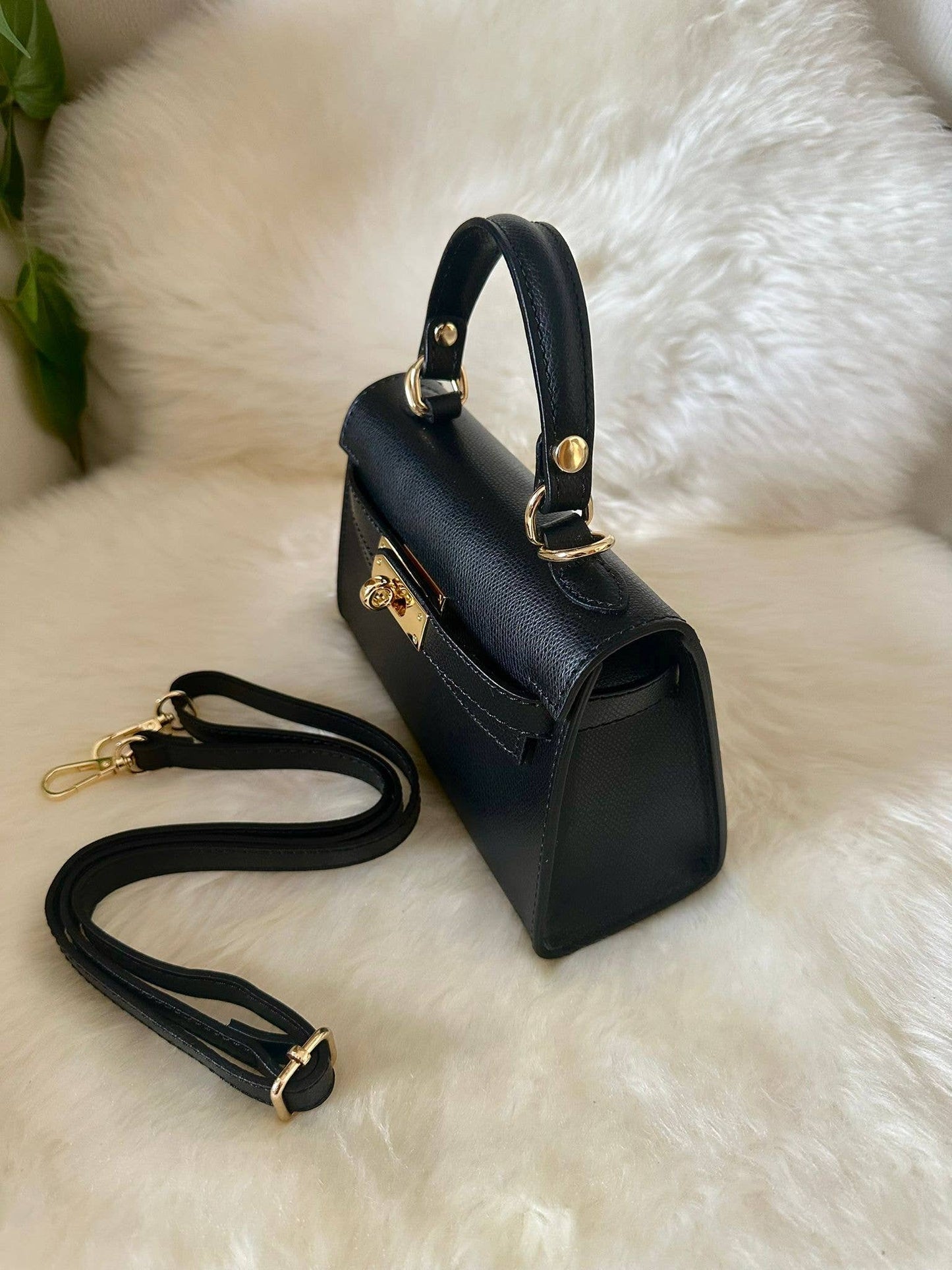 MINI K - Handtasche aus echtem Leder