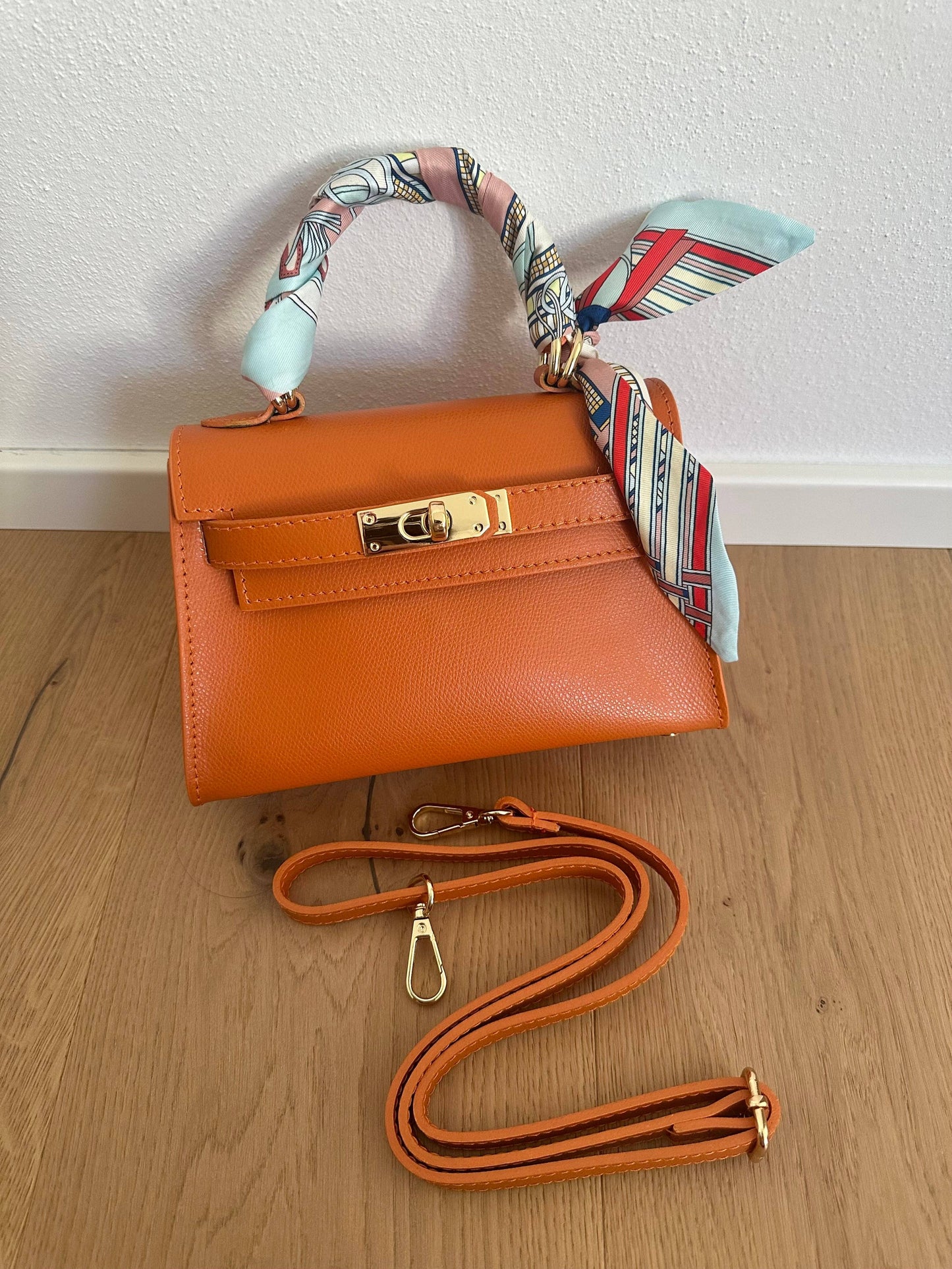 MINI K - Handtasche aus echtem Leder
