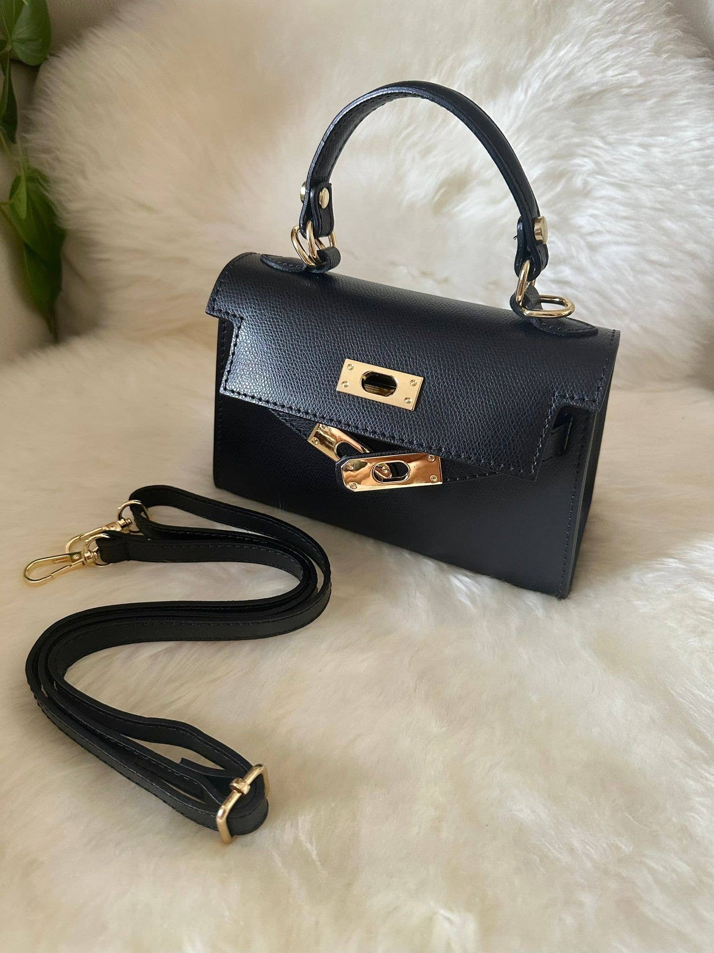 MINI K - Handtasche aus echtem Leder