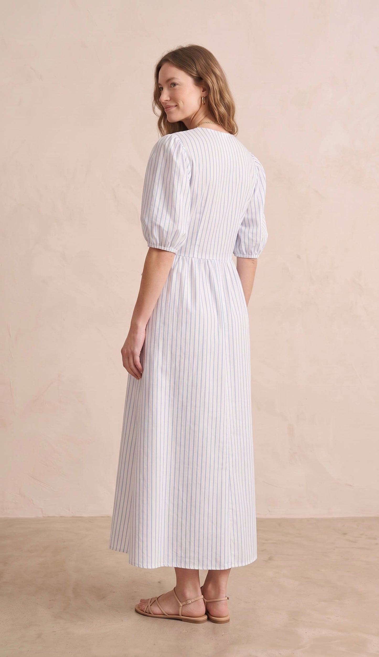 Gestreiftes Wickelkleid aus Baumwolle PR2628-1